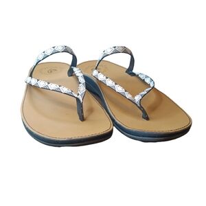 Chaco ladies sandals with Aztec design. In good condition. Size 8